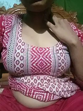 Snapshot of BreezySexyGirl69 chatting on May 24, 1:38 pm BreezySexyGirl69 online show from May 24, 1:38 pm