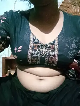 Snapshot of BreezySexyGirl69 chatting on June 10, 12:04 pm BreezySexyGirl69 online show from June 10, 12:04 pm
