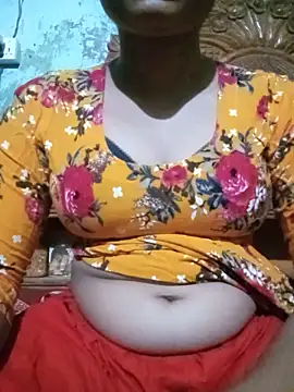 Snapshot of BreezySexyGirl69 chatting on June 16, 1:47 pm BreezySexyGirl69 online show from June 16, 1:47 pm