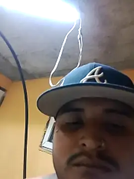 Snapshot of elcogecoge12 chatting on March 4, 7:36 am elcogecoge12 online show from March 4, 7:36 am