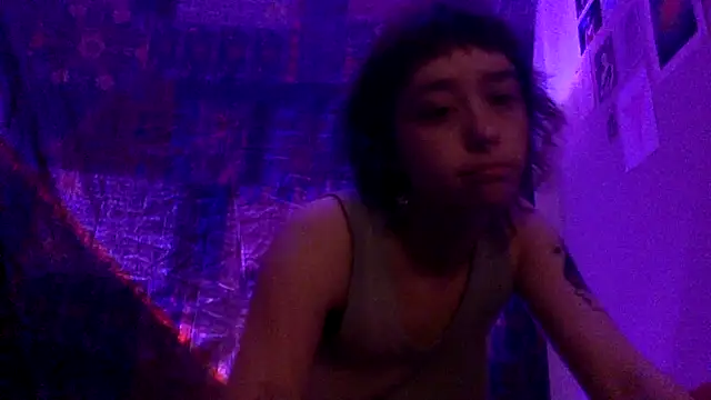 Snapshot of ivyxoxo chatting on March 2, 5:19 am ivyxoxo online show from March 2, 5:19 am