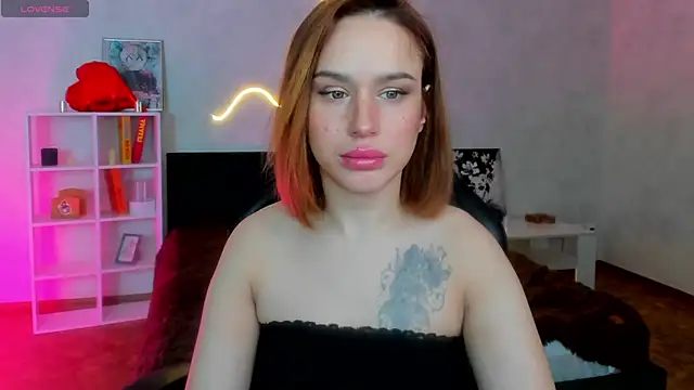 Snapshot of tina_xx_tina chatting on February 22, 12:12 am tina xx tina online show from February 22, 12:12 am