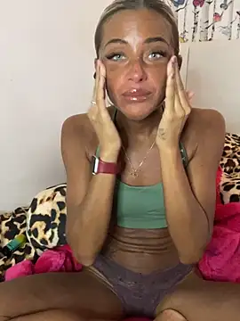 ScarlettGold  online show from March 5, 10:44 am