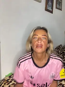 ScarlettGold  online show from March 22, 5:16 pm