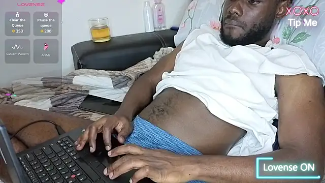 Snapshot of KayBhanger chatting on February 28, 5:58 pm KayBhanger online show from February 28, 5:58 pm