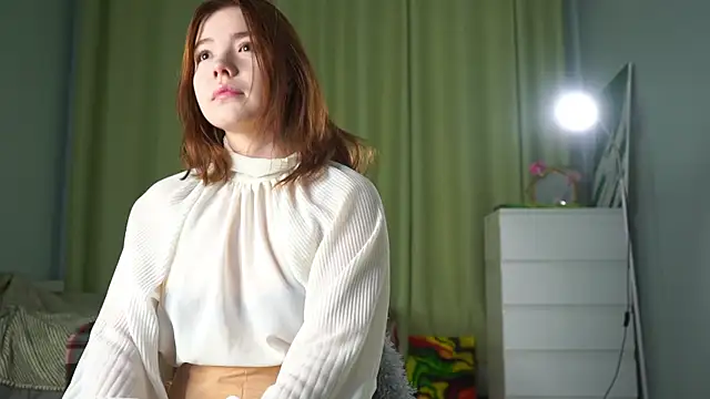 Snapshot of AyakoHuezo chatting on February 28, 1:45 pm AyakoHuezo online show from February 28, 1:45 pm