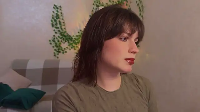 rinamandarina online show from April 13, 1:16 pm