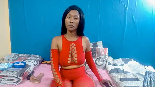 QueenYc online show from April 7, 7:20 am