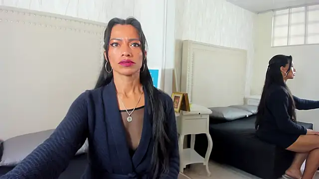 Snapshot of FernandaAvilax chatting on April 21, 7:50 pm FernandaAvilax online show from April 21, 7:50 pm