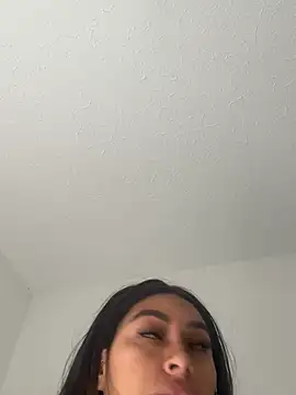 Snapshot of JessikaHoot chatting on July 17, 2:13 pm JessikaHoot online show from July 17, 2:13 pm