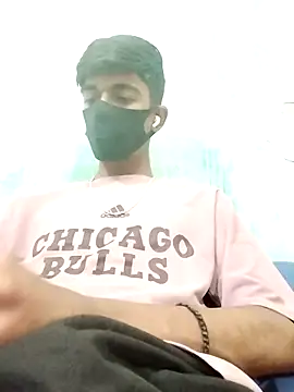 Snapshot of hot_boy_deep1 chatting on March 1, 9:33 am hot boy deep1 online show from March 1, 9:33 am