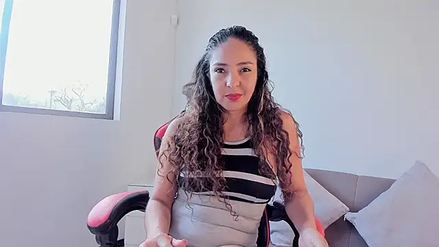 Bianca Fords online show from March 11, 2:56 pm