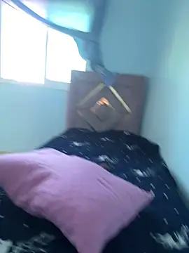 RoyalDuoX online show from April 3, 5:22 pm