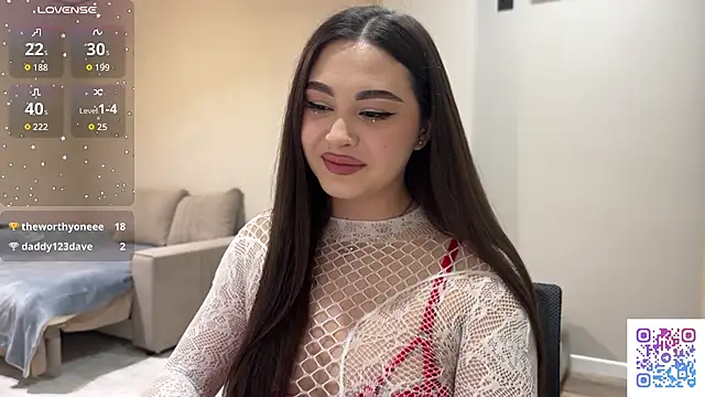 Snapshot of Sweet_BerryBabe chatting on May 14, 10:05 pm Sweet BerryBabe online show from May 14, 10:05 pm