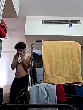 peanutbutteater online show from March 21, 7:24 am