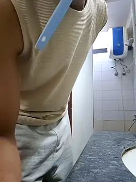 peanutbutteater online show from March 26, 7:36 am