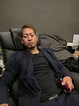 ryuaaaaa online show from June 24, 4:39 pm