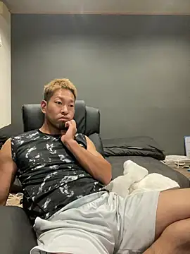 ryuaaaaa online show from August 7, 3:14 pm