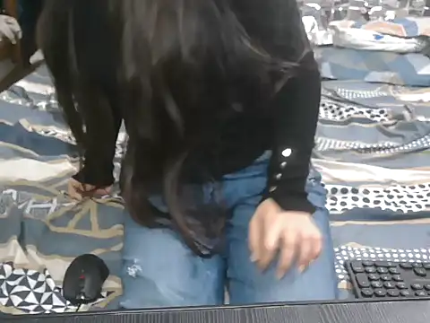 Desi Village Girl online show from February 22, 4:49 pm