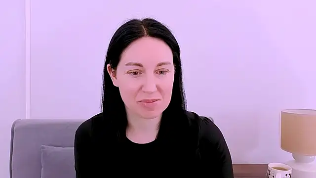 MiaFair online show from April 17, 3:15 pm