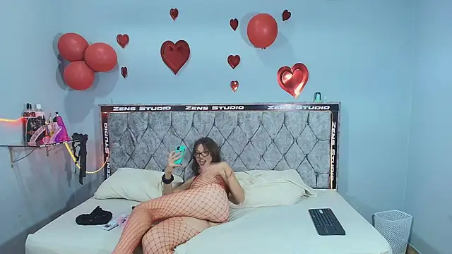 ahnaysex online show from February 22, 8:51 pm