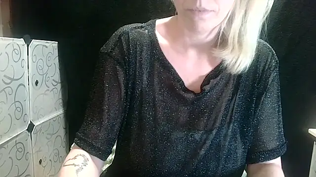 LadySecret X online show from February 23, 5:10 pm