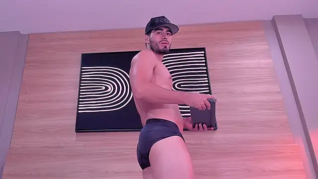 dreikk  online show from April 10, 1:27 pm