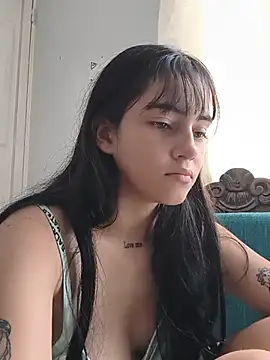 Snapshot of sara_cute_so chatting on June 27, 4:12 pm sara cute so online show from June 27, 4:12 pm