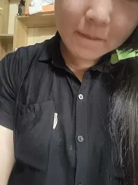 Snapshot of MayEva_ly chatting on June 29, 1:56 am MayEva ly online show from June 29, 1:56 am