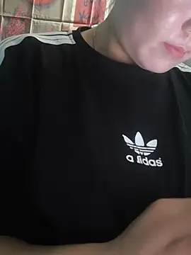 Snapshot of MayEva_ly chatting on July 1, 2:02 am MayEva ly online show from July 1, 2:02 am