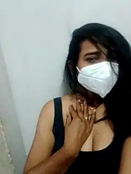 Snapshot of bad_riya chatting on March 22, 4:32 pm bad riya online show from March 22, 4:32 pm