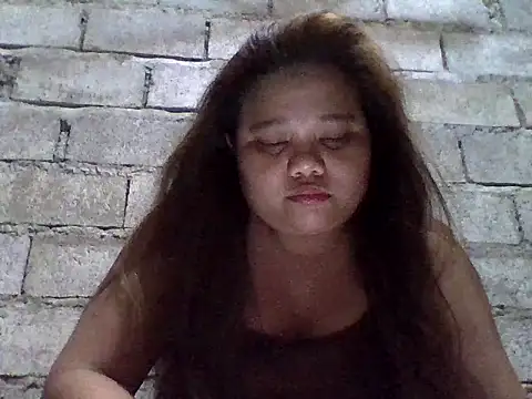 Snapshot of sweetlyn31 chatting on June 25, 8:08 am sweetlyn31 online show from June 25, 8:08 am