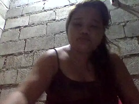 Snapshot of sweetlyn31 chatting on July 7, 8:13 pm sweetlyn31 online show from July 7, 8:13 pm