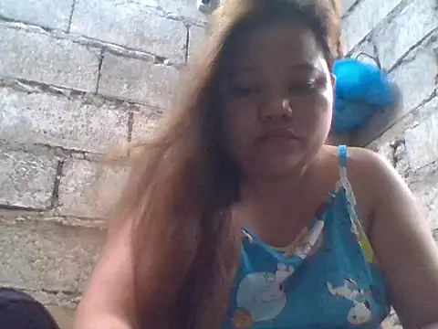Snapshot of sweetlyn31 chatting on July 25, 5:27 am sweetlyn31 online show from July 25, 5:27 am