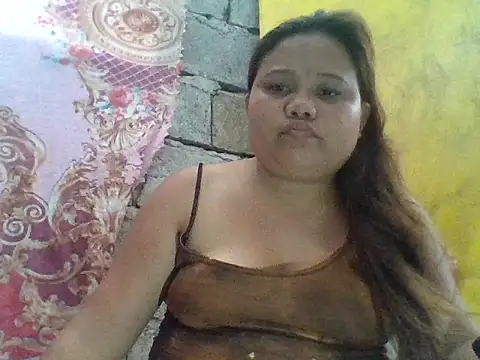 Snapshot of sweetlyn31 chatting on July 29, 7:39 am sweetlyn31 online show from July 29, 7:39 am