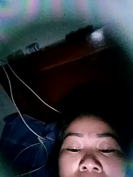 Snapshot of giang7711 chatting on February 23, 7:44 pm giang7711 online show from February 23, 7:44 pm