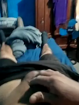 Snapshot of albertomexson chatting on March 3, 8:20 am albertomexson online show from March 3, 8:20 am