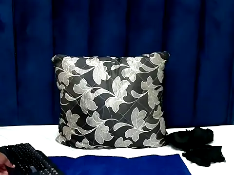 CrazeAss online show from March 29, 6:08 pm