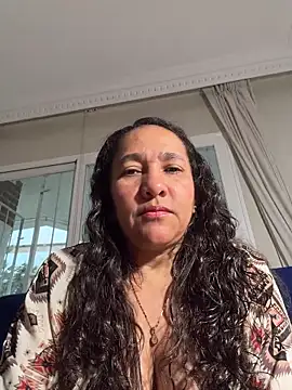 CrystalIvy online show from April 17, 6:44 pm