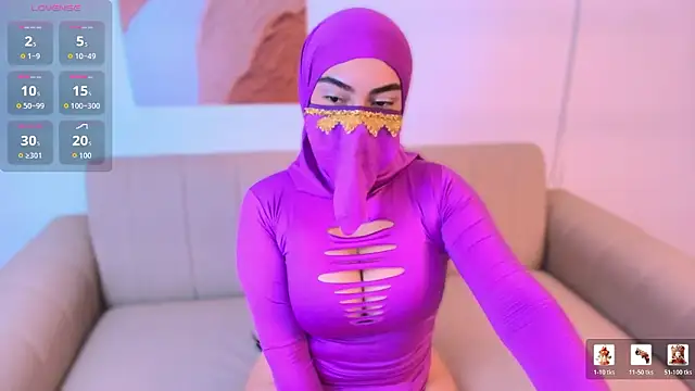 Malika Noor online show from February 24, 2:04 pm