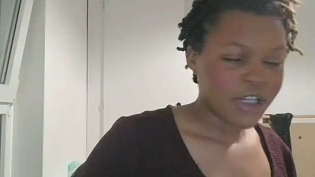 DolliaStarz online show from March 2, 6:26 pm