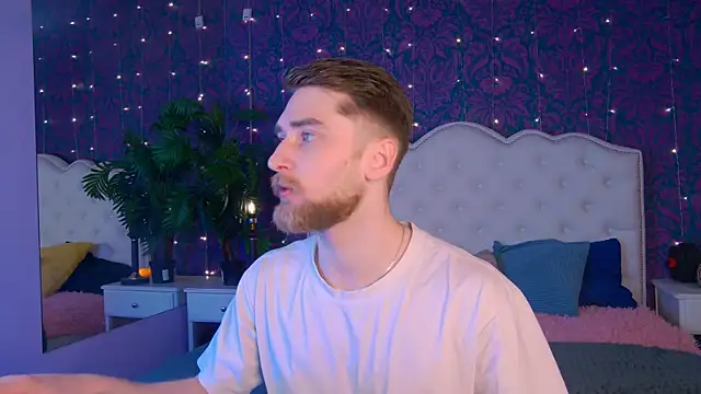 Dexter Raze online show from April 9, 5:07 am