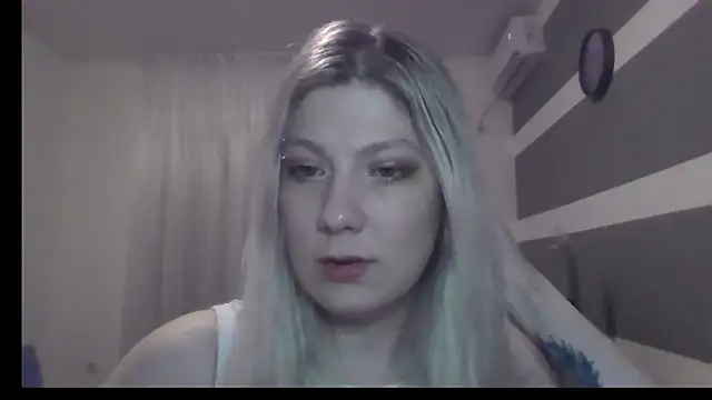 Foxy Bright online show from March 14, 8:03 pm