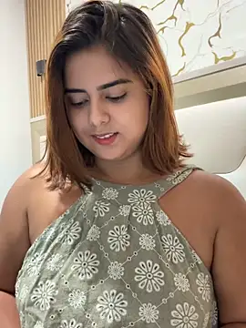 Lilithgomez  online show from April 14, 6:03 pm