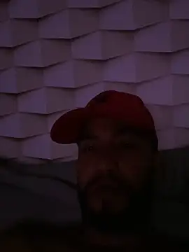 Snapshot of rolanelassss chatting on February 24, 3:37 am rolanelassss online show from February 24, 3:37 am