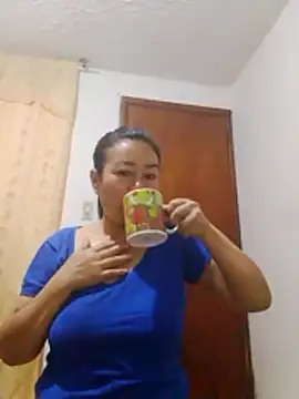 Snapshot of Samanta_gonzales chatting on March 1, 1:35 pm Samanta gonzales online show from March 1, 1:35 pm