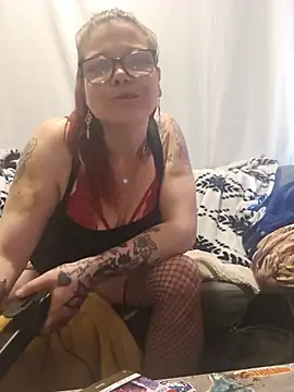 Sexymilf6992 online show from May 21, 10:06 pm