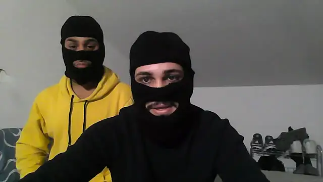 Snapshot of ptcasalprive chatting on February 21, 11:50 pm ptcasalprive online show from February 21, 11:50 pm