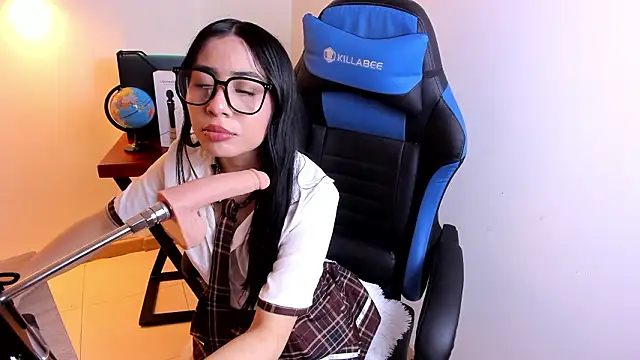 Snapshot of Valecute_ chatting on March 25, 8:04 pm Valecute online show from March 25, 8:04 pm