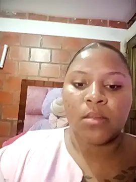 Snapshot of Valentina_belmont chatting on March 1, 2:35 am Valentina belmont online show from March 1, 2:35 am